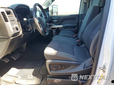 Zdjęcie 7 z 11 samochodu: 2018 CHEVROLET SILVERADO C1500 LT VIN:1GCRCREC8JZ333310 - miniatura