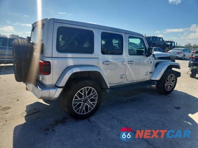 Trzecie zdjęcie samochodu z tyłu: 2024 JEEP WRANGLER HIGH ALTITUDE 4XE VIN:1C4RJXU60RW193692 - miniatura