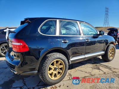 Trzecie zdjęcie samochodu z tyłu: 2008 PORSCHE CAYENNE TURBO VIN:WP1AC29P28LA90719 - miniatura