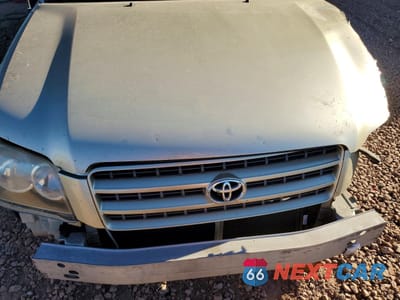 Zdjęcie 12 z 13 samochodu: 2003 TOYOTA HIGHLANDER BASE VIN:JTEGF21A930120184 - miniatura