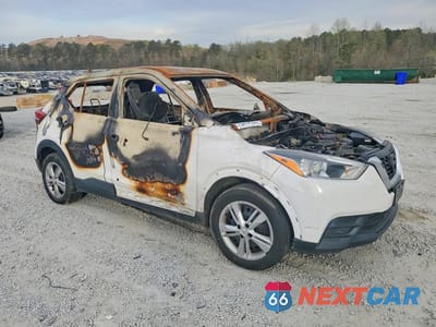 Czwarte zdjęcie samochodu z boku: 2020 NISSAN KICKS S VIN:3N1CP5BV6LL517912 - miniatura