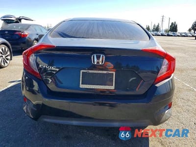 Zdjęcie 6 z 11 samochodu: 2016 HONDA CIVIC LX VIN:19XFC2F53GE206818 - miniatura