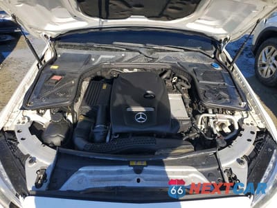 Zdjęcie 11 z 12 samochodu: 2015 MERCEDES-BENZ C 300 4MATIC VIN:55SWF4KB7FU010158 - miniatura