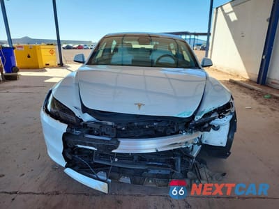 Piąte zdjęcie samochodu w środku: 2024 TESLA MODEL 3 VIN:5YJ3E1EB5RF812519 - miniatura