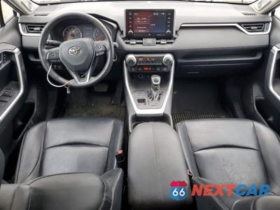 Zdjęcie 8 z 13 samochodu: 2020 TOYOTA RAV4 XLE PREMIUM VIN:2T3A1RFV0LW125895 - miniatura