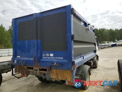 Czwarte zdjęcie samochodu z boku: 2017 ISUZU NPR HD REFUSE TRUCK VIN:54DC4W1B0HS805481 - miniatura