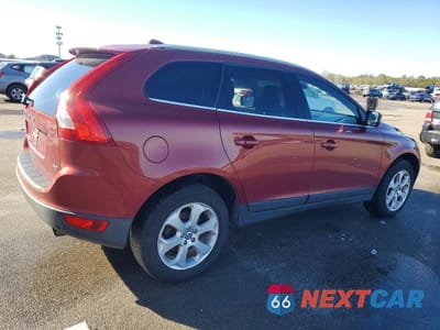 Trzecie zdjęcie samochodu z tyłu: 2013 VOLVO XC60 3.2 VIN:YV4952DZ0D2463308 - miniatura