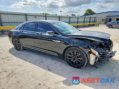 Czwarte zdjęcie samochodu z boku: 2017 LINCOLN CONTINENTAL VIN:1LN6L9HK9H5606290 - miniatura