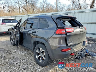 Drugie zdjęcie samochodu z przodu: 2017 JEEP CHEROKEE TRAILHAWK VIN:1C4PJMBS0HW538935 - miniatura