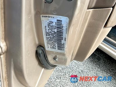 Zdjęcie 10 z 10 samochodu: 1999 TOYOTA CAMRY VIN:4T1BF28K4XU081396 - miniatura