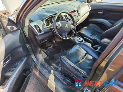 Zdjęcie 8 z 13 samochodu: 2009 MITSUBISHI OUTLANDER XLS VIN:JA4MT41X29Z604552 - miniatura