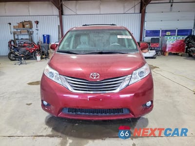 Piąte zdjęcie samochodu w środku: 2012 TOYOTA SIENNA XLE 8-PASSENGER VIN:5TDYK3DCXCS215924 - miniatura