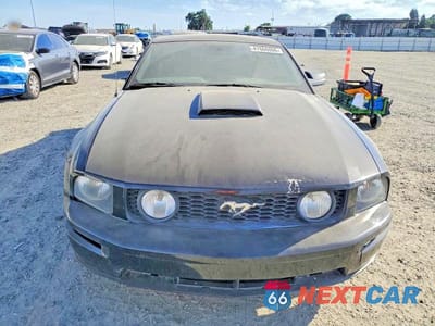 Zdjęcie 6 z 12 samochodu: 2009 FORD MUSTANG GT VIN:1ZVHT82H395119413 - miniatura