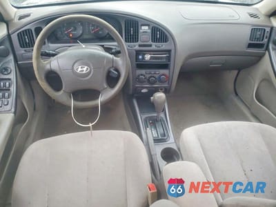Zdjęcie 8 z 11 samochodu: 2006 HYUNDAI ELANTRA GLS VIN:KMHDN46D26U344558 - miniatura