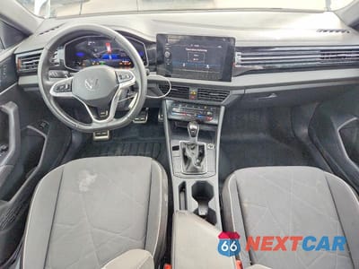 Zdjęcie 8 z 13 samochodu: 2025 VOLKSWAGEN JETTA SPORT VIN:3VWBX7BU5SM067946 - miniatura