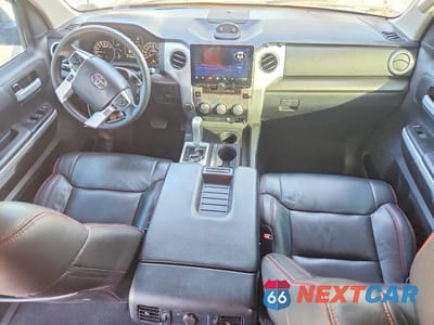 Zdjęcie 8 z 12 samochodu: 2019 TOYOTA TUNDRA SR5 VIN:5TFDW5F1XKX792827 - miniatura