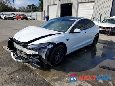 2025 TESLA MODEL 3 5YJ3E1EA3SF985517 - główne zdjęcie licytacji z USA - miniatura