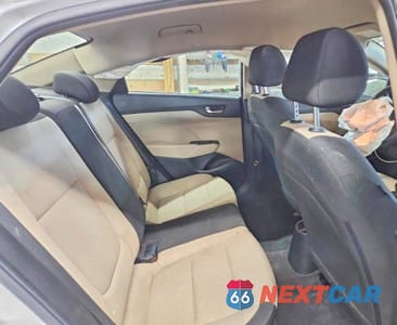Zdjęcie 10 z 13 samochodu: 2022 HYUNDAI ACCENT SE VIN:3KPC24A64NE177912 - miniatura