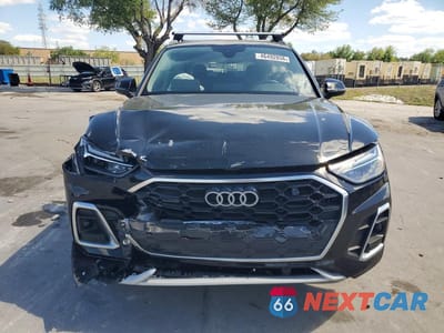 Piąte zdjęcie samochodu w środku: 2023 AUDI Q5 PREMIUM PLUS 45 VIN:WA1EAAFY8P2100765 - miniatura