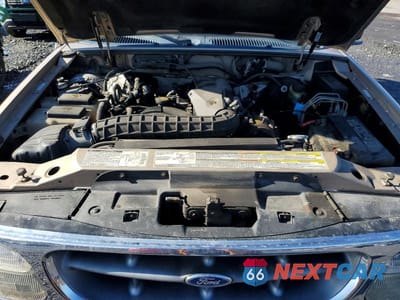 Zdjęcie 12 z 13 samochodu: 1998 FORD EXPLORER VIN:1FMZU34X8WZA98229 - miniatura
