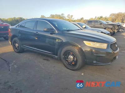 Czwarte zdjęcie samochodu z boku: 2015 FORD TAURUS POLICE INTERCEPTOR VIN:1FAHP2MK8FG144021 - miniatura
