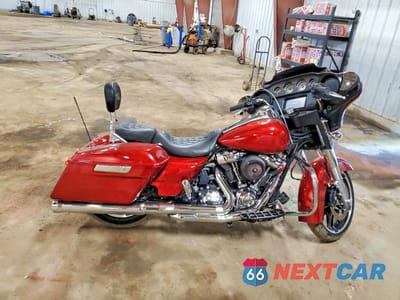 2018 HARLEY-DAVIDSON FLHX STREET GLIDE 1HD1KBC15JB671182 - główne zdjęcie licytacji z USA - miniatura