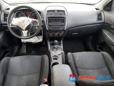 Zdjęcie 8 z 13 samochodu: 2014 MITSUBISHI OUTLANDER SPORT ES VIN:4A4AP3AU8EE028618 - miniatura