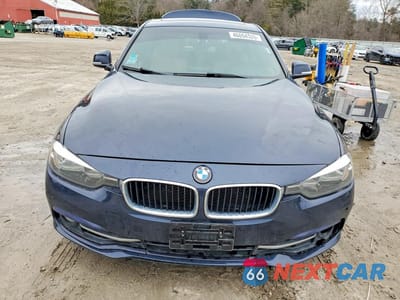 Piąte zdjęcie samochodu w środku: 2016 BMW 328 XI SULEV VIN:WBA8E3G51GNU03339 - miniatura