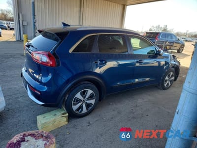 Trzecie zdjęcie samochodu z tyłu: 2017 KIA NIRO LX VIN:KNDCB3LC3H5056446 - miniatura