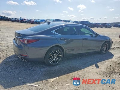 Trzecie zdjęcie samochodu z tyłu: 2022 LEXUS ES 350 BASE VIN:58ADZ1B18NU116957 - miniatura