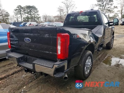 Trzecie zdjęcie samochodu z tyłu: 2025 FORD F350 SUPER DUTY VIN:1FTRF3BN3SED18295 - miniatura