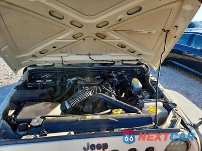 Zdjęcie 12 z 12 samochodu: 2011 JEEP WRANGLER SPORT VIN:1J4AA2D11BL620366 - miniatura