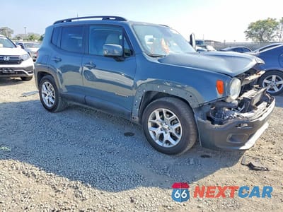 Czwarte zdjęcie samochodu z boku: 2018 JEEP RENEGADE LATITUDE VIN:ZACCJABB1JPH27187 - miniatura