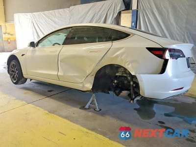Drugie zdjęcie samochodu z przodu: 2020 TESLA MODEL 3 VIN:5YJ3E1EA8LF615293 - miniatura