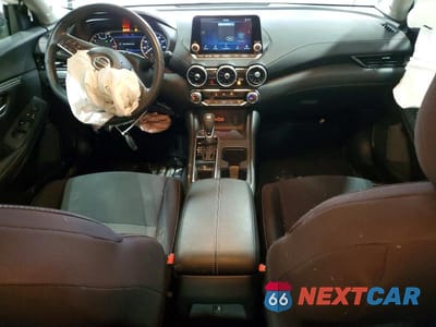 Zdjęcie 8 z 11 samochodu: 2022 NISSAN SENTRA SV VIN:3N1AB8CV5NY275190 - miniatura