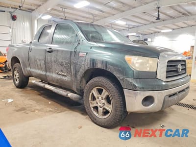 Czwarte zdjęcie samochodu z boku: 2007 TOYOTA TUNDRA SR5 VIN:5TFBV54117X016848 - miniatura