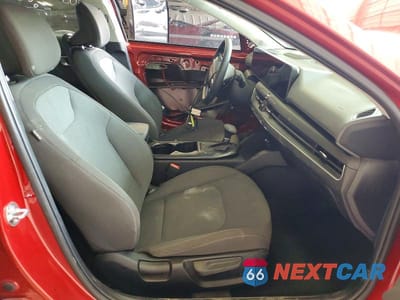 Zdjęcie 7 z 13 samochodu: 2025 KIA K4 LXS VIN:3KPFT4DE3SE023698 - miniatura