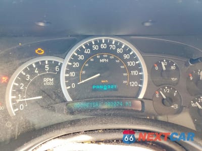 Zdjęcie 9 z 13 samochodu: 2005 HUMMER H2 VIN:5GRGN23U95H102074 - miniatura