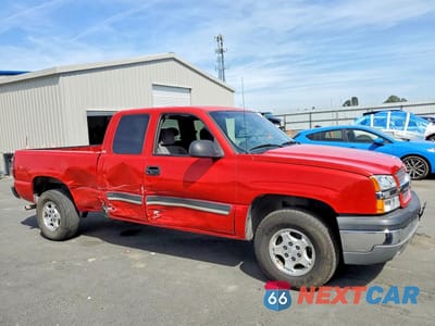 Czwarte zdjęcie samochodu z boku: 2003 CHEVROLET SILVERADO K1500 VIN:1GCEK19T93Z158193 - miniatura