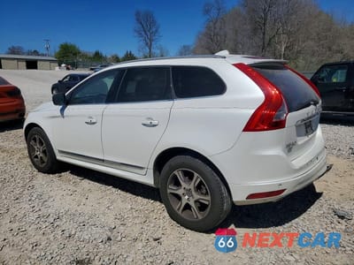 Drugie zdjęcie samochodu z przodu: 2015 VOLVO XC60 T6 PREMIER VIN:YV4902RB3F2620889 - miniatura