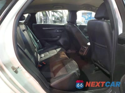 Zdjęcie 10 z 12 samochodu: 2018 CHEVROLET IMPALA LT VIN:2G1105SA0J9124566 - miniatura