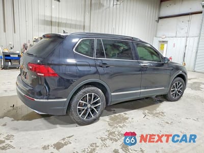 Trzecie zdjęcie samochodu z tyłu: 2021 VOLKSWAGEN TIGUAN SE VIN:3VV2B7AX0MM134518 - miniatura