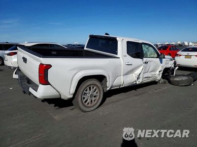 Trzecie zdjęcie samochodu z tyłu: 2026 TOYOTA TACOMA SR5 VIN:3TMLB5JN6TM213762 - miniatura