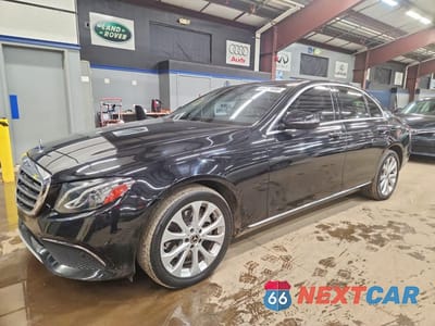 2018 MERCEDES-BENZ E 300 WDDZF4JB2JA294127 - główne zdjęcie licytacji z USA - miniatura