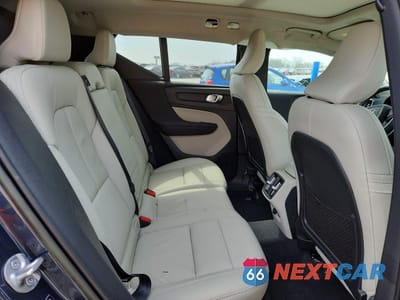 Zdjęcie 11 z 15 samochodu: 2022 VOLVO XC40 T4 INSCRIPTION VIN:YV4AC2HL1N2781819 - miniatura