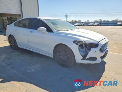 Czwarte zdjęcie samochodu z boku: 2016 FORD FUSION SE VIN:3FA6P0H79GR214914 - miniatura