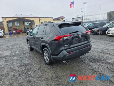 Drugie zdjęcie samochodu z przodu: 2024 TOYOTA RAV4 XLE VIN:2T3P1RFV7RC450497 - miniatura