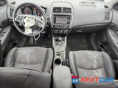 Zdjęcie 8 z 15 samochodu: 2014 MITSUBISHI OUTLANDER SPORT SE VIN:4A4AP4AU7EE012707 - miniatura