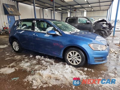 Czwarte zdjęcie samochodu z boku: 2015 VOLKSWAGEN GOLF VIN:3VW217AU1FM020034 - miniatura