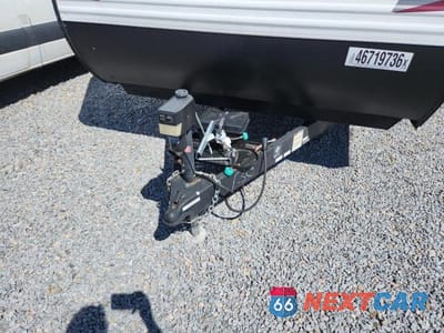Zdjęcie 8 z 10 samochodu: 2019 KEYSTONE KEYSTONE VIN:4YDT29523KM936130 - miniatura